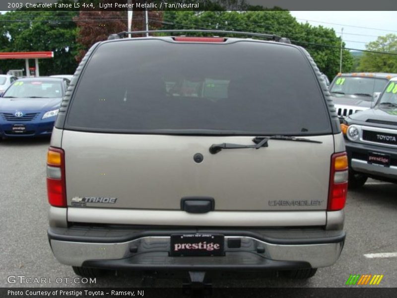 Light Pewter Metallic / Tan/Neutral 2003 Chevrolet Tahoe LS 4x4