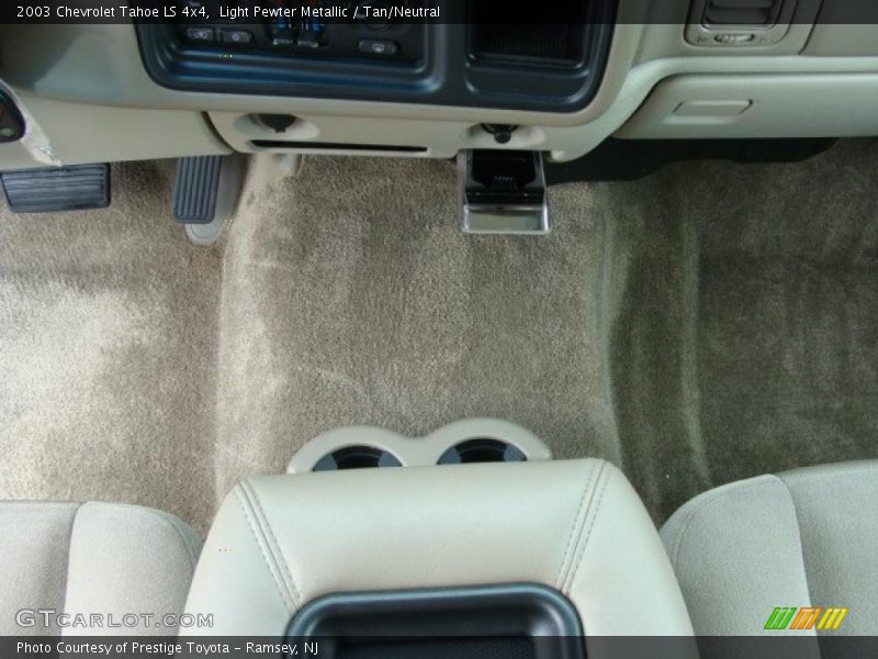 Light Pewter Metallic / Tan/Neutral 2003 Chevrolet Tahoe LS 4x4