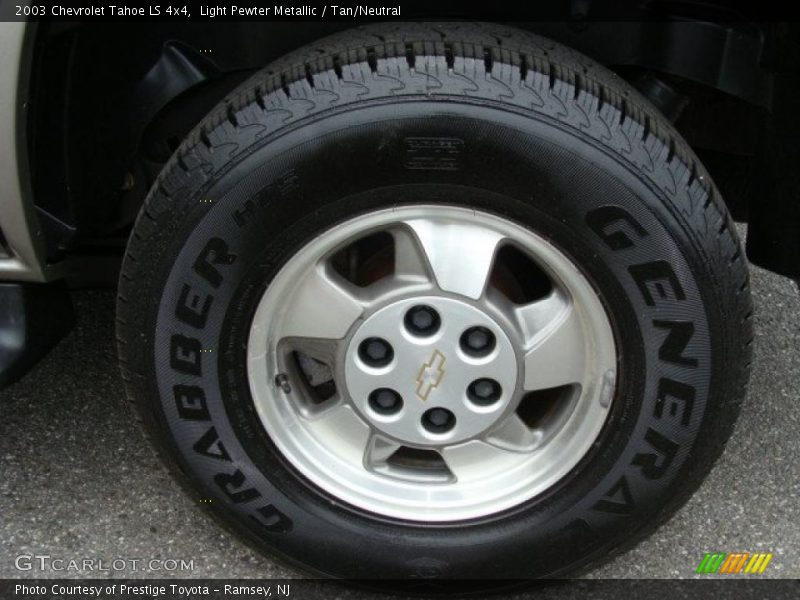 Light Pewter Metallic / Tan/Neutral 2003 Chevrolet Tahoe LS 4x4