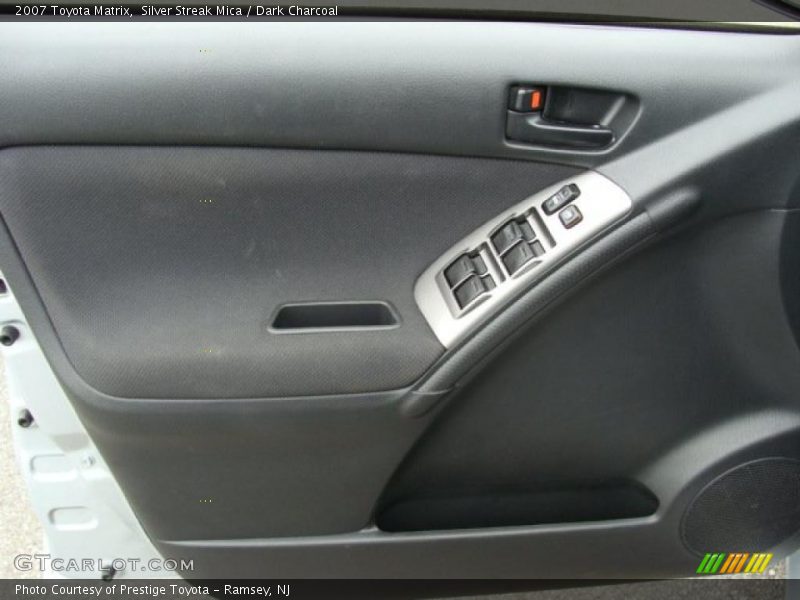 Silver Streak Mica / Dark Charcoal 2007 Toyota Matrix