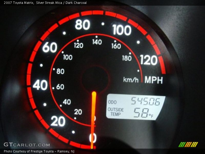 Silver Streak Mica / Dark Charcoal 2007 Toyota Matrix