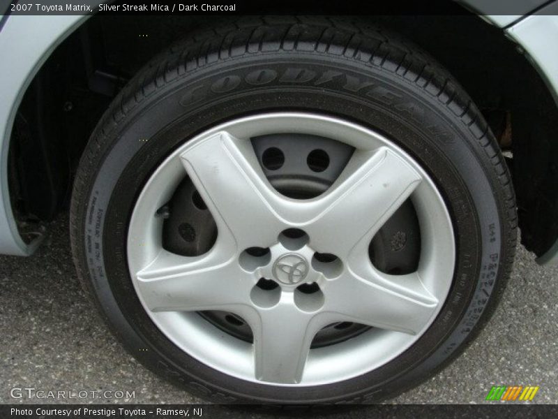 Silver Streak Mica / Dark Charcoal 2007 Toyota Matrix