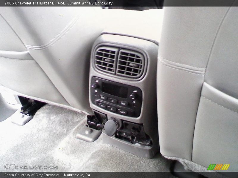 Summit White / Light Gray 2006 Chevrolet TrailBlazer LT 4x4