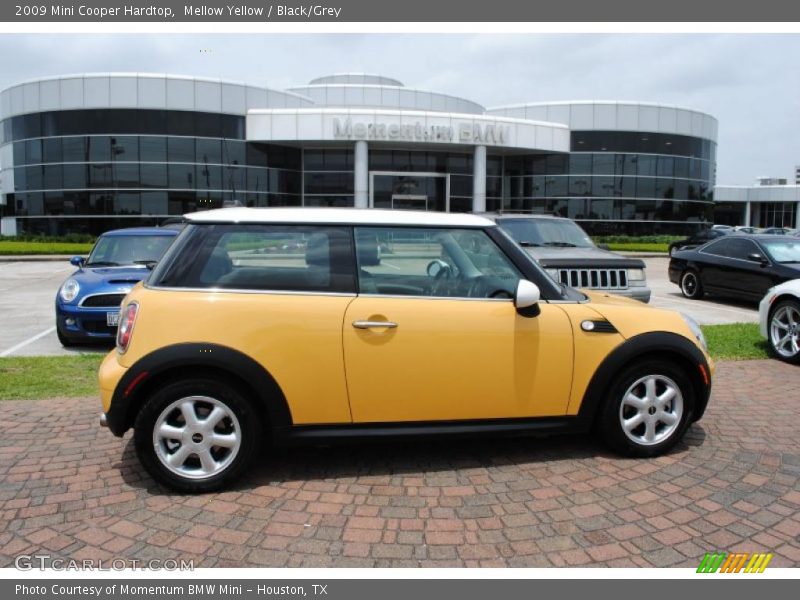 Mellow Yellow / Black/Grey 2009 Mini Cooper Hardtop