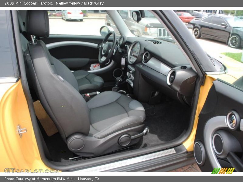 Mellow Yellow / Black/Grey 2009 Mini Cooper Hardtop