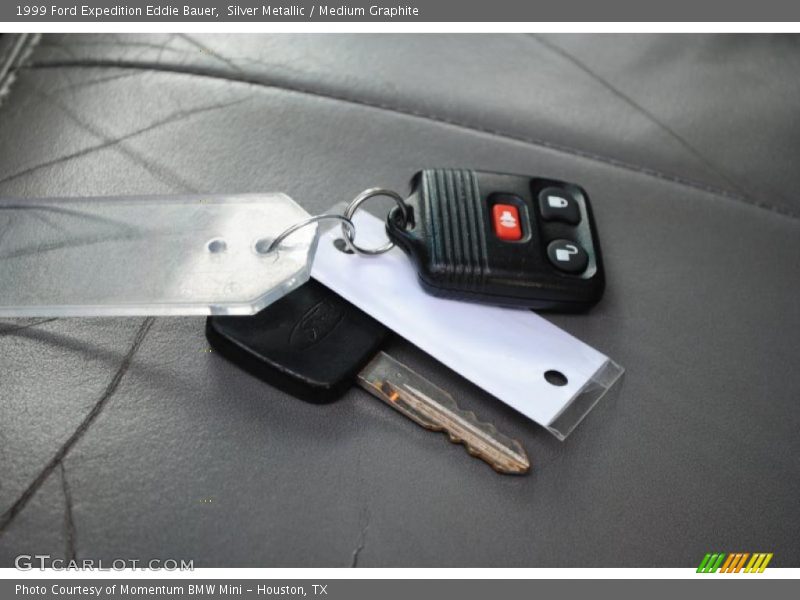 Silver Metallic / Medium Graphite 1999 Ford Expedition Eddie Bauer