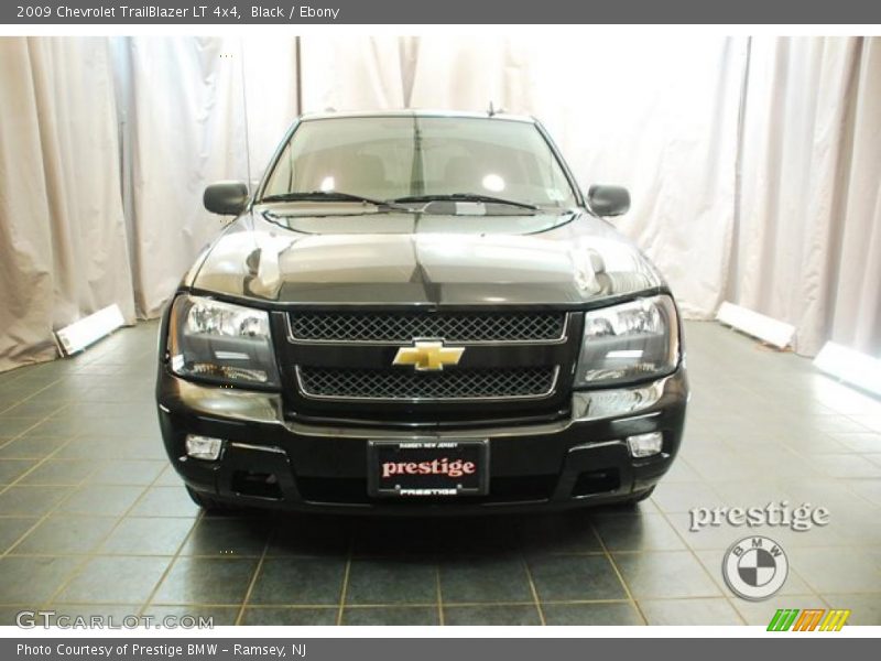 Black / Ebony 2009 Chevrolet TrailBlazer LT 4x4