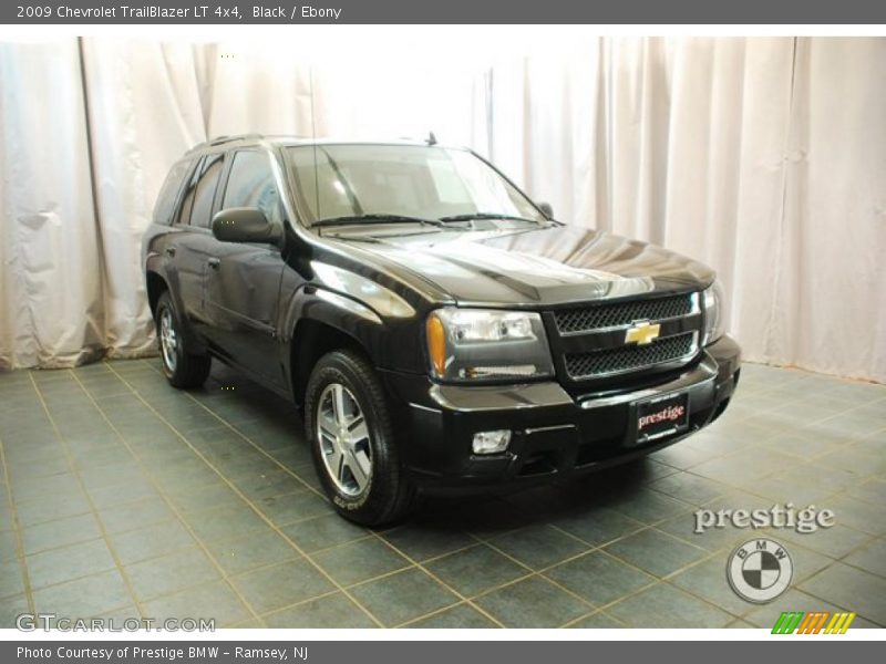 Black / Ebony 2009 Chevrolet TrailBlazer LT 4x4