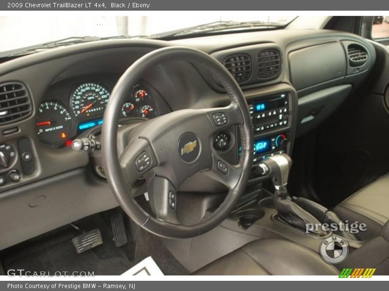 Black / Ebony 2009 Chevrolet TrailBlazer LT 4x4