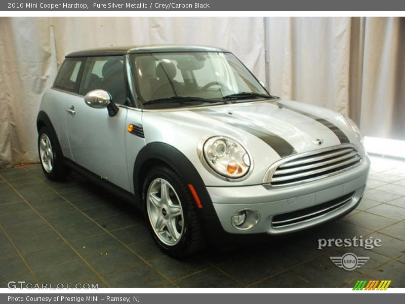 Pure Silver Metallic / Grey/Carbon Black 2010 Mini Cooper Hardtop
