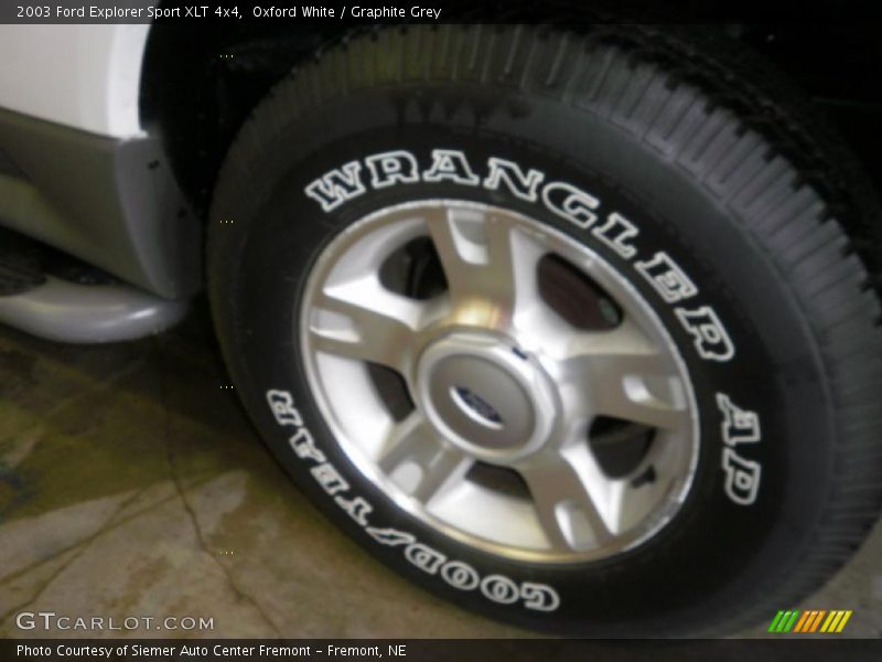 Oxford White / Graphite Grey 2003 Ford Explorer Sport XLT 4x4