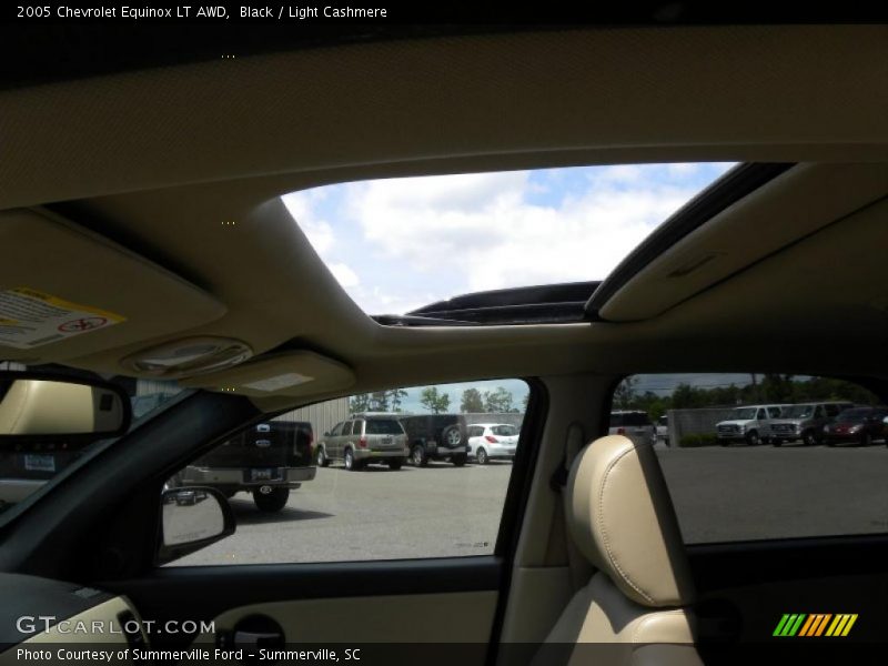 Black / Light Cashmere 2005 Chevrolet Equinox LT AWD