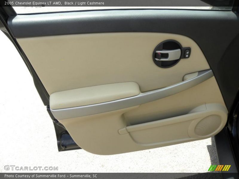 Black / Light Cashmere 2005 Chevrolet Equinox LT AWD