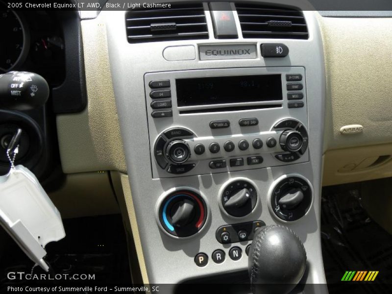 Black / Light Cashmere 2005 Chevrolet Equinox LT AWD