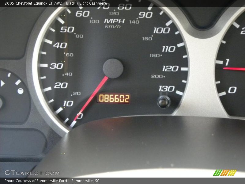 Black / Light Cashmere 2005 Chevrolet Equinox LT AWD