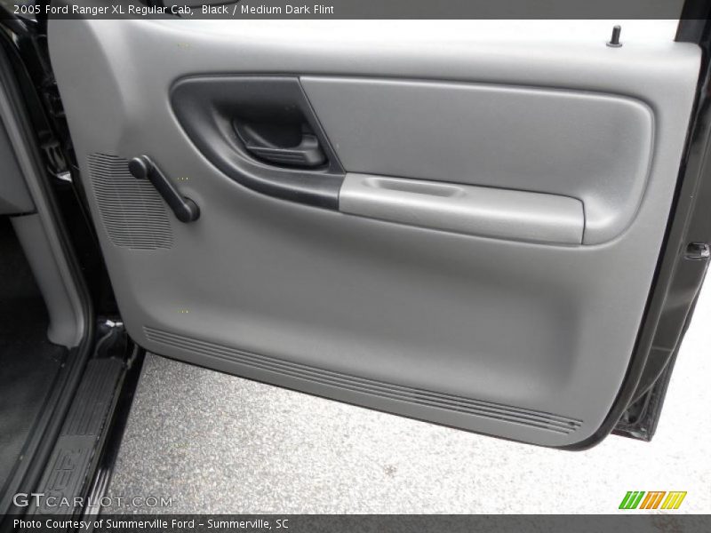 Black / Medium Dark Flint 2005 Ford Ranger XL Regular Cab