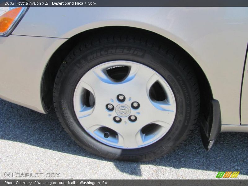 Desert Sand Mica / Ivory 2003 Toyota Avalon XLS