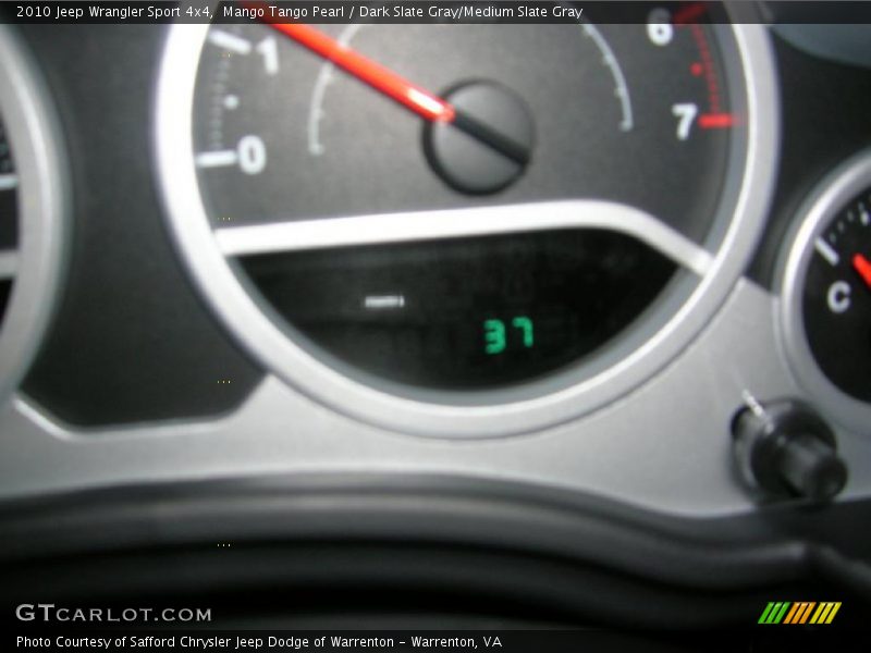 Mango Tango Pearl / Dark Slate Gray/Medium Slate Gray 2010 Jeep Wrangler Sport 4x4