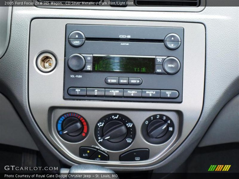 CD Silver Metallic / Dark Flint/Light Flint 2005 Ford Focus ZXW SES Wagon