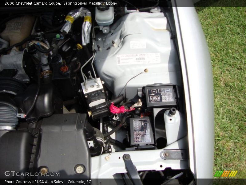 Sebring Silver Metallic / Ebony 2000 Chevrolet Camaro Coupe