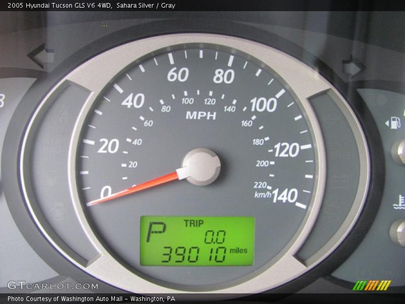 Sahara Silver / Gray 2005 Hyundai Tucson GLS V6 4WD