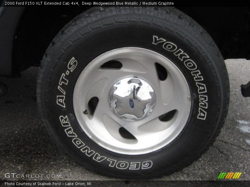 Deep Wedgewood Blue Metallic / Medium Graphite 2000 Ford F150 XLT Extended Cab 4x4