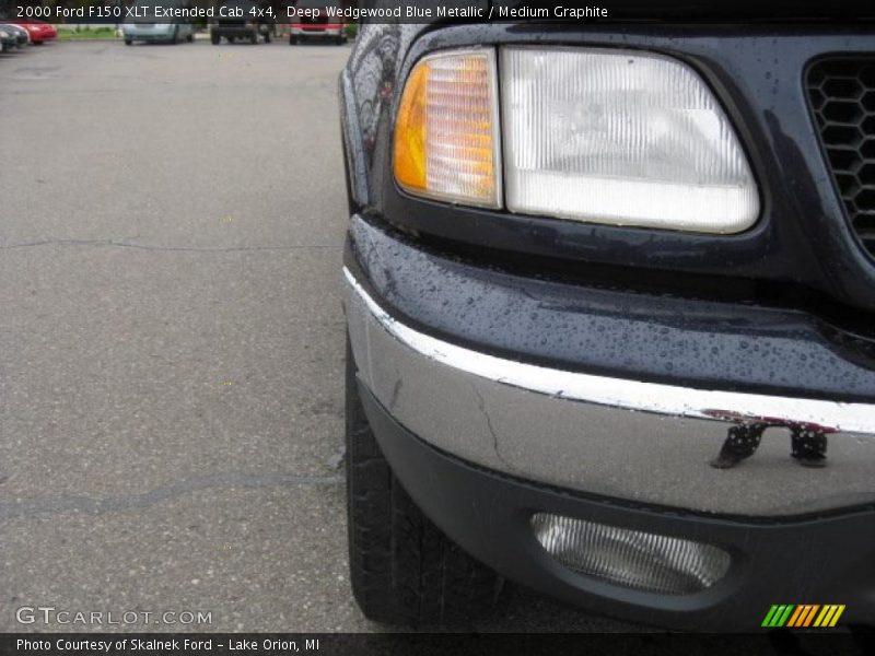 Deep Wedgewood Blue Metallic / Medium Graphite 2000 Ford F150 XLT Extended Cab 4x4