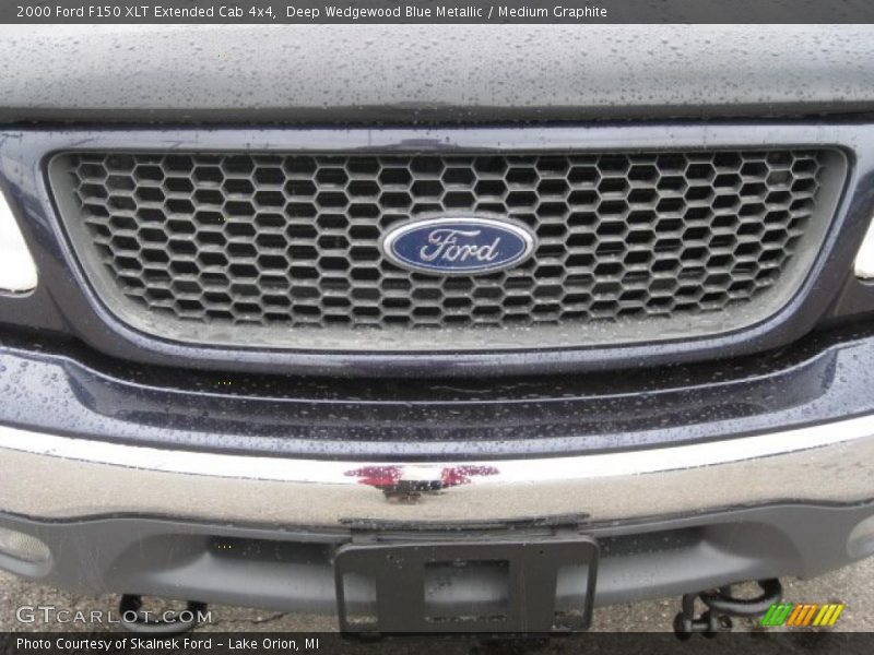 Deep Wedgewood Blue Metallic / Medium Graphite 2000 Ford F150 XLT Extended Cab 4x4