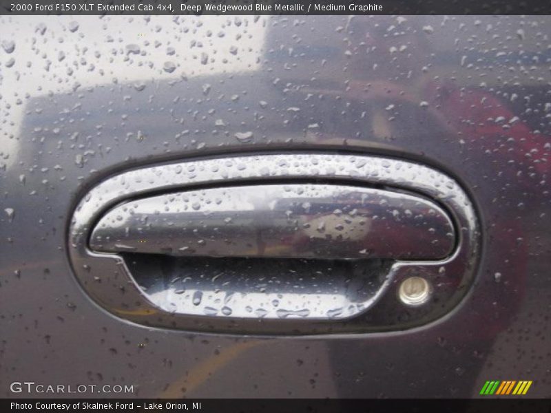 Deep Wedgewood Blue Metallic / Medium Graphite 2000 Ford F150 XLT Extended Cab 4x4