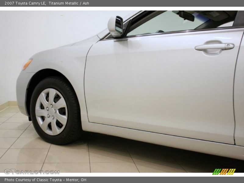 Titanium Metallic / Ash 2007 Toyota Camry LE
