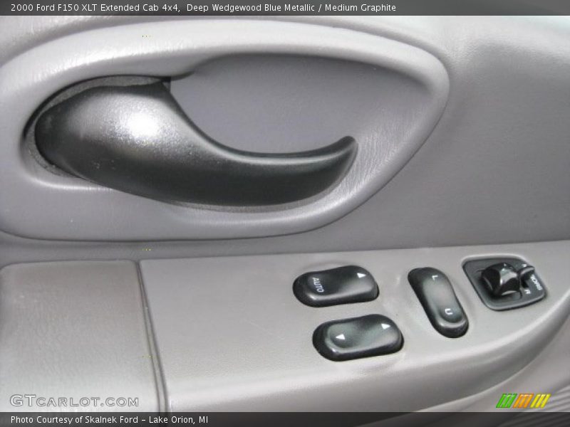 Deep Wedgewood Blue Metallic / Medium Graphite 2000 Ford F150 XLT Extended Cab 4x4