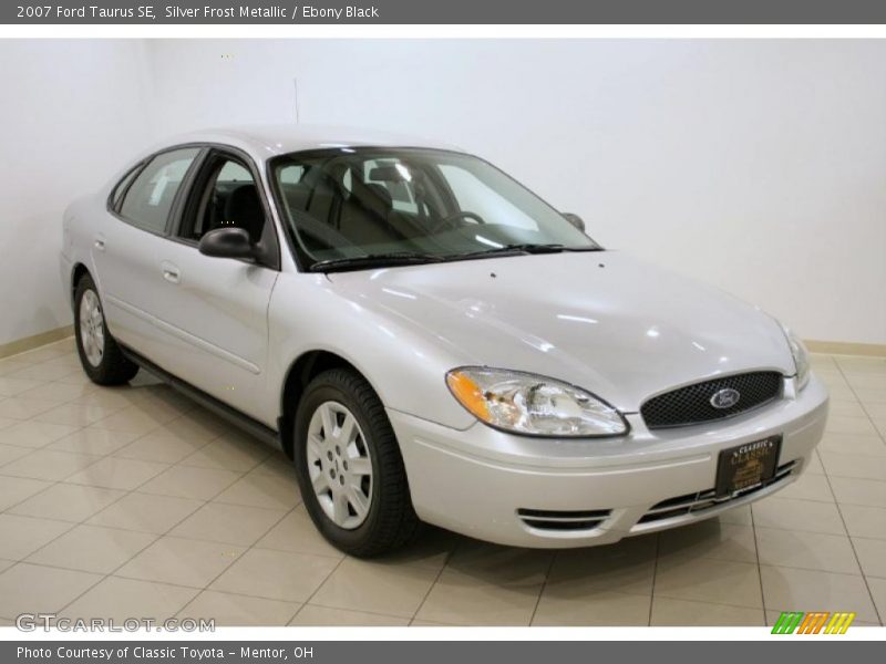Silver Frost Metallic / Ebony Black 2007 Ford Taurus SE