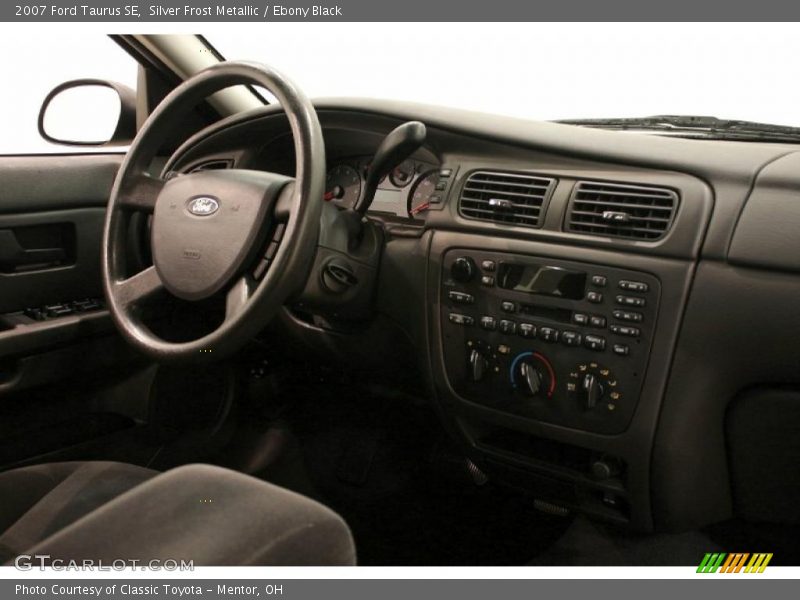 Silver Frost Metallic / Ebony Black 2007 Ford Taurus SE