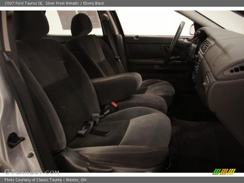 Silver Frost Metallic / Ebony Black 2007 Ford Taurus SE