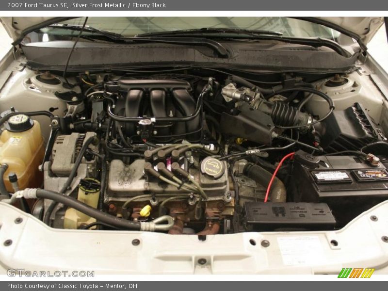 Silver Frost Metallic / Ebony Black 2007 Ford Taurus SE
