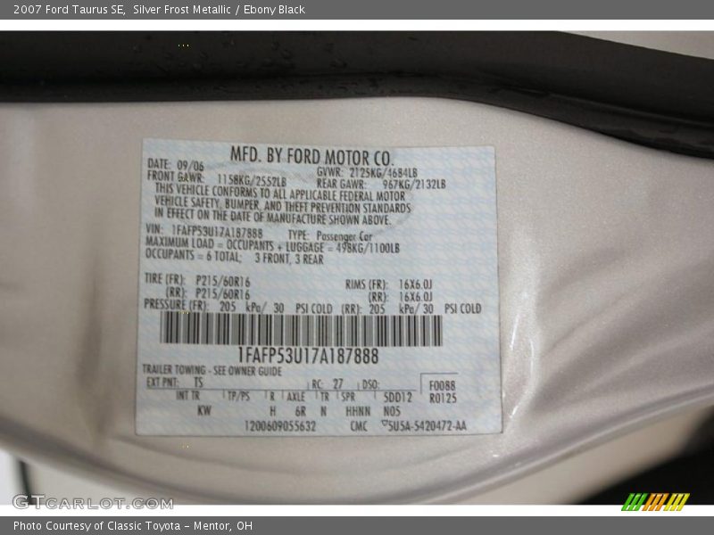 Silver Frost Metallic / Ebony Black 2007 Ford Taurus SE