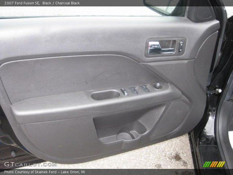 Black / Charcoal Black 2007 Ford Fusion SE