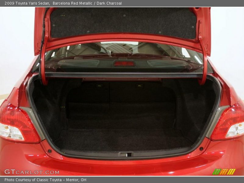 Barcelona Red Metallic / Dark Charcoal 2009 Toyota Yaris Sedan
