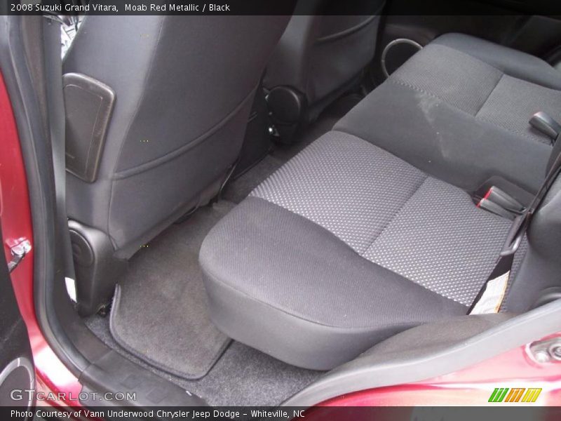 Moab Red Metallic / Black 2008 Suzuki Grand Vitara