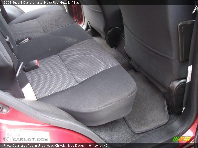 Moab Red Metallic / Black 2008 Suzuki Grand Vitara