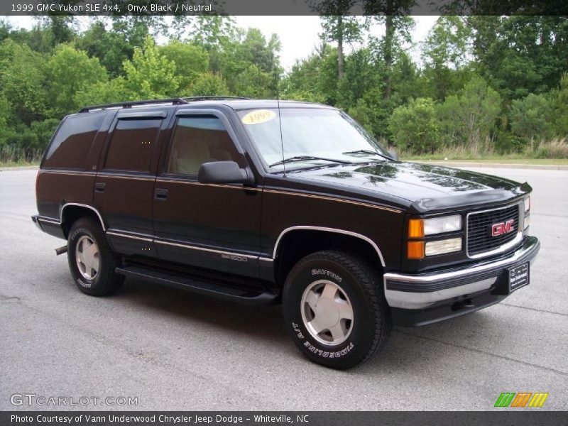 Onyx Black / Neutral 1999 GMC Yukon SLE 4x4