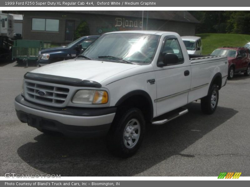 Oxford White / Medium Graphite 1999 Ford F250 Super Duty XL Regular Cab 4x4