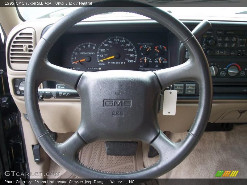 Onyx Black / Neutral 1999 GMC Yukon SLE 4x4