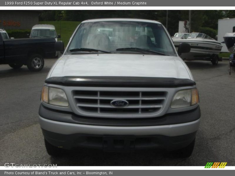 Oxford White / Medium Graphite 1999 Ford F250 Super Duty XL Regular Cab 4x4