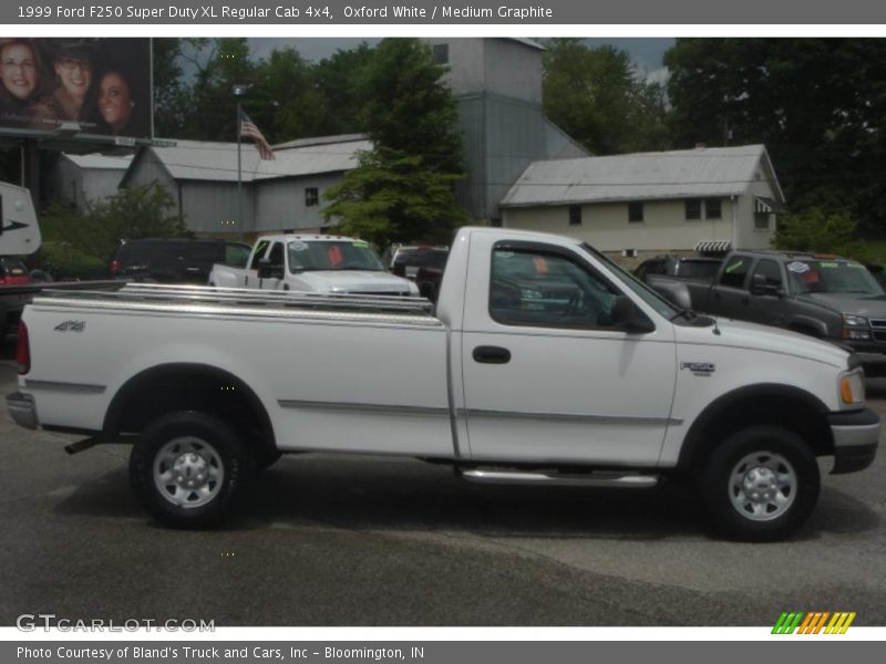 Oxford White / Medium Graphite 1999 Ford F250 Super Duty XL Regular Cab 4x4