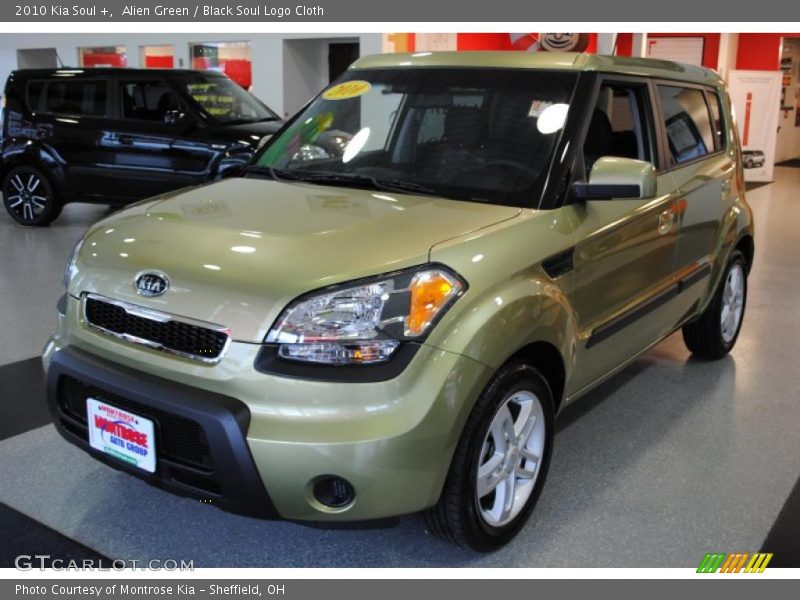 Alien Green / Black Soul Logo Cloth 2010 Kia Soul +