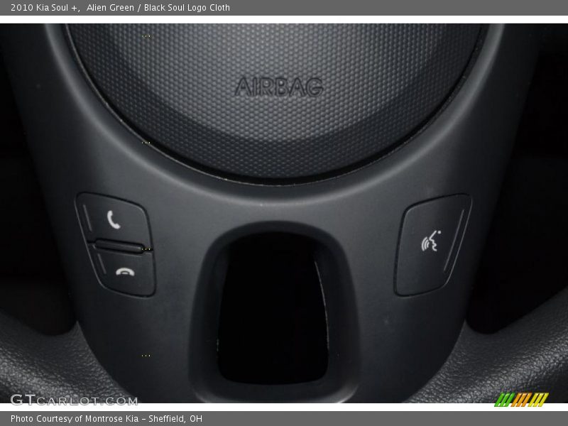 Alien Green / Black Soul Logo Cloth 2010 Kia Soul +