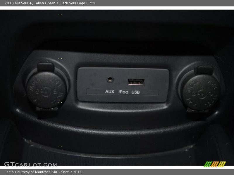 Alien Green / Black Soul Logo Cloth 2010 Kia Soul +