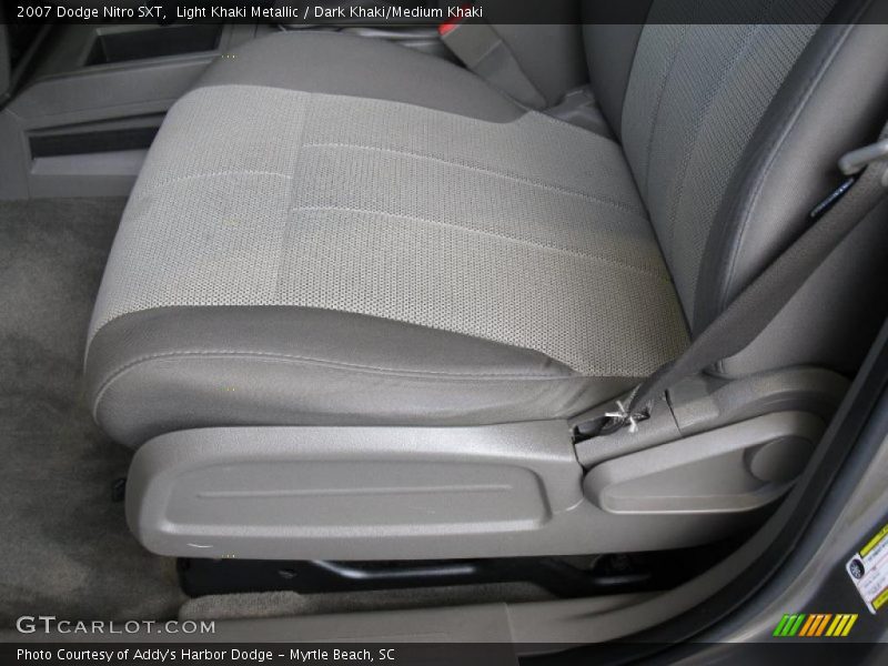 Light Khaki Metallic / Dark Khaki/Medium Khaki 2007 Dodge Nitro SXT