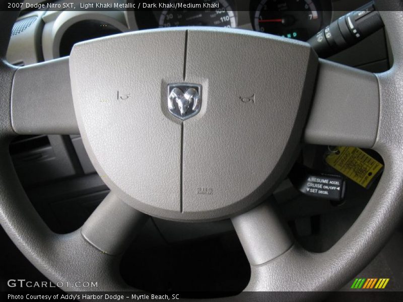 Light Khaki Metallic / Dark Khaki/Medium Khaki 2007 Dodge Nitro SXT